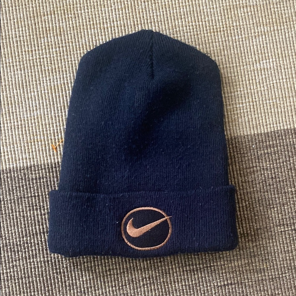 Vintage Nike Black Knit Hat with Classic Design